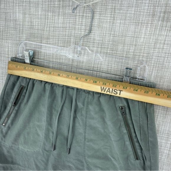 Athleta Skirt Womens Size 8 green - Picture 5 of 8